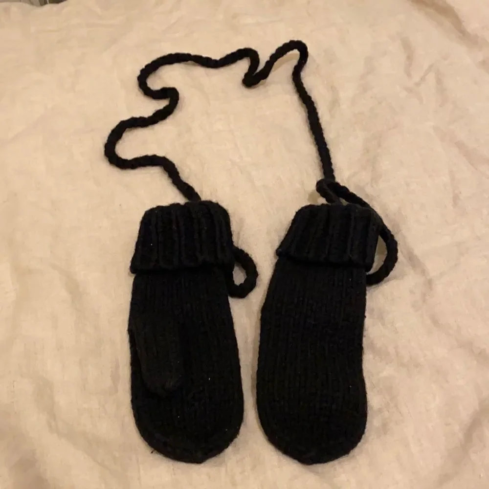 GAP Funny Warm Gloves In Very Good Condition. Size S/M